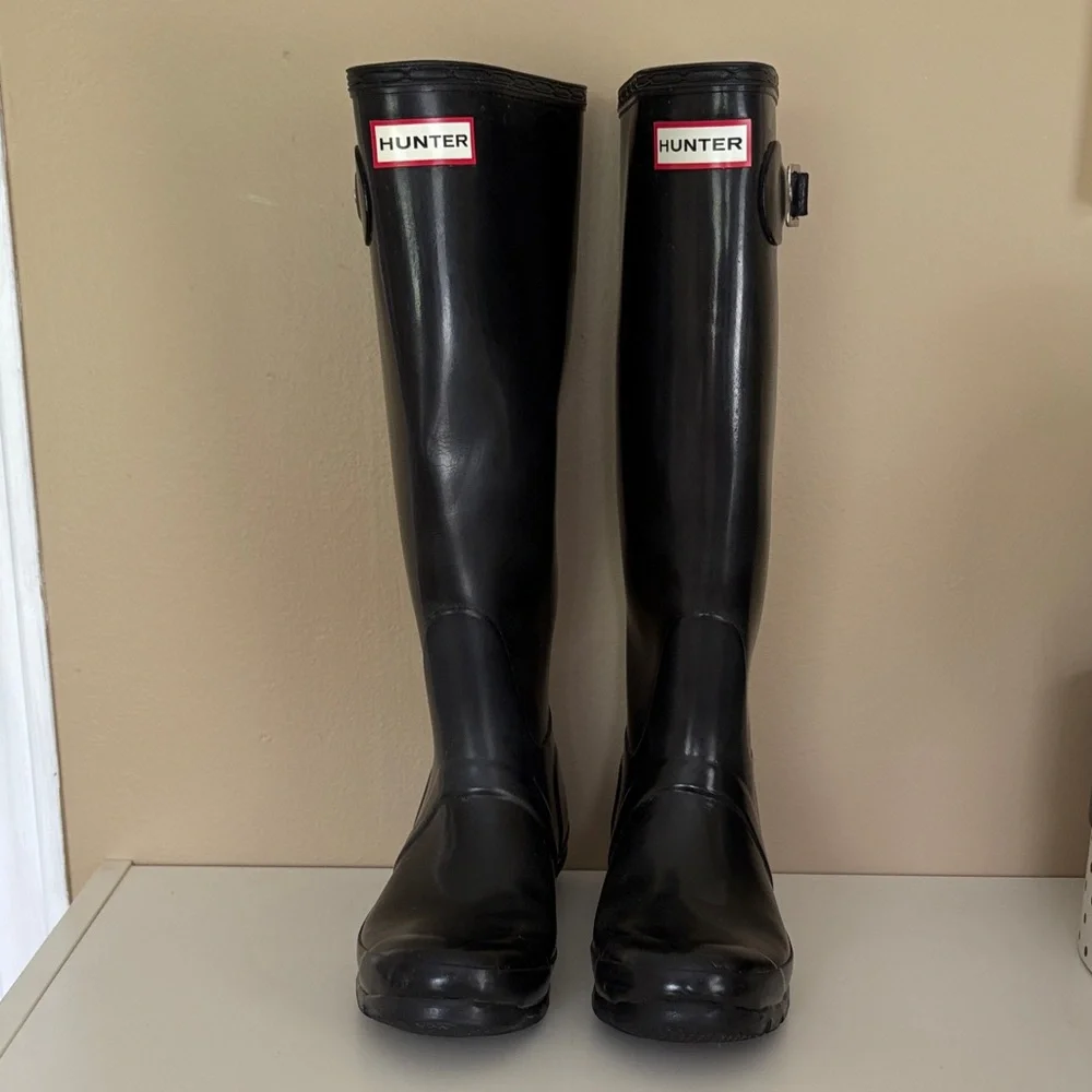 Hunter Rain Boots - Picture 1 of 9